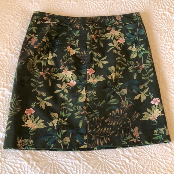 RW&CO. Dresses & Skirts - RW&CO Floral Skirt